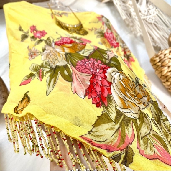 Sweet Gypsy Floral Coverup - Picture 3 of 12